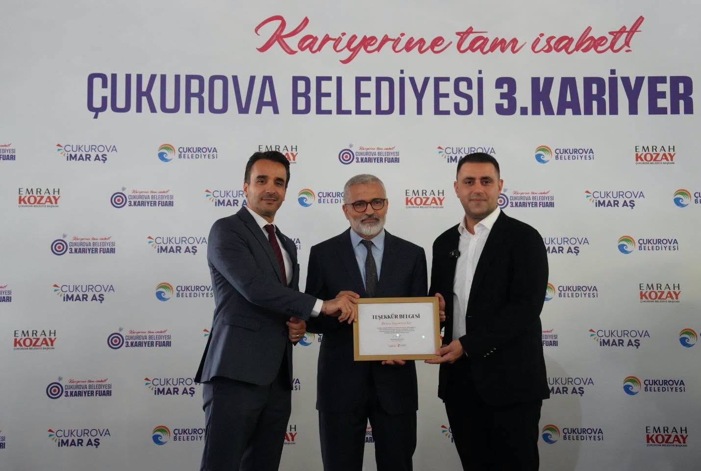 Çukurova Belediyesi 3. Kariyer Fuarı, iş arayanlarla işverenleri buluşturdu.