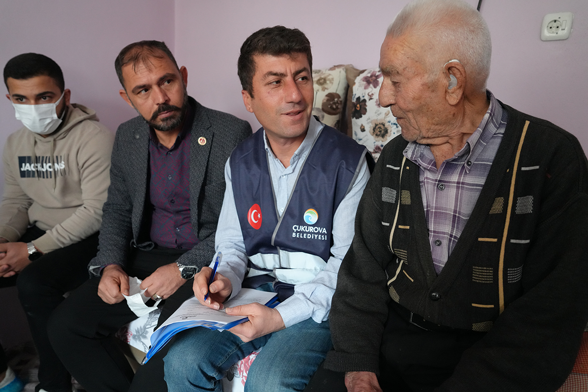 Çukurova Belediyesi Gönüllere Dokunuyor