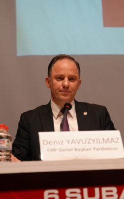 “DEPREM GERÇEĞİYLE YAŞAMAYI ÖĞRENMELİYİZ”