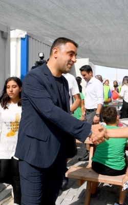 Başkan Kozay Konteyner Kentte Çocuklarla Bayramlaştı