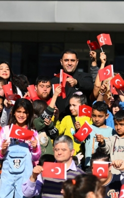 Başkan Kozay’dan özel çocuklara özel şenlik