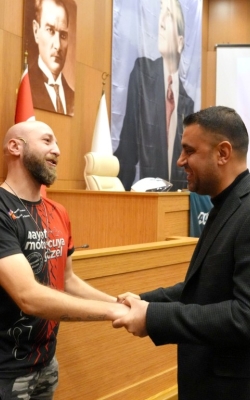 Motosiklet Sürücülerine Güvenli Sürüş Eğitimi