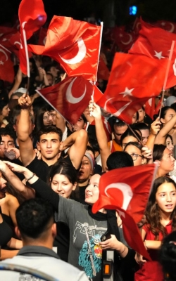 Büyük Zafer Çukurova'da Coşkuyla Kutlandı