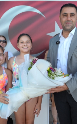 ÇUKUROVA’DA HAVUZLAR ÇOCUKLARLA ŞENLENDİ