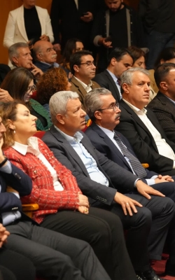 “DEPREM GERÇEĞİYLE YAŞAMAYI ÖĞRENMELİYİZ”