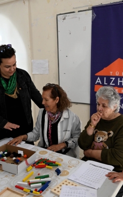 ÇUKUROVA’DA ALZHEİMER HASTALARINA ANLAMLI DESTEK