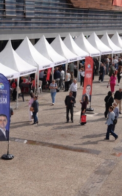 İş Arayanlar ve İş Verenler Çukurova'da Buluştu