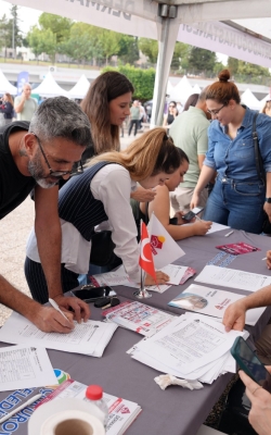 İş Arayanlar ve İş Verenler Çukurova'da Buluştu