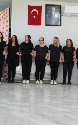 ÇUKUROVA’DA HALK OYUNLARIYLA KÜLTÜREL MİRAS YAŞATILIYOR