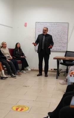 ÇUKUROVA’DA TİYATRO KURSUNA YOĞUN İLGİ