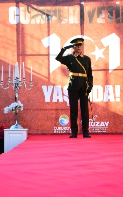 Cumhuriyet Defilesi Beğeni Topladı