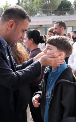 BAŞKAN KOZAY MESAİ ARKADAŞLARIYLA BAYRAMLAŞTI 