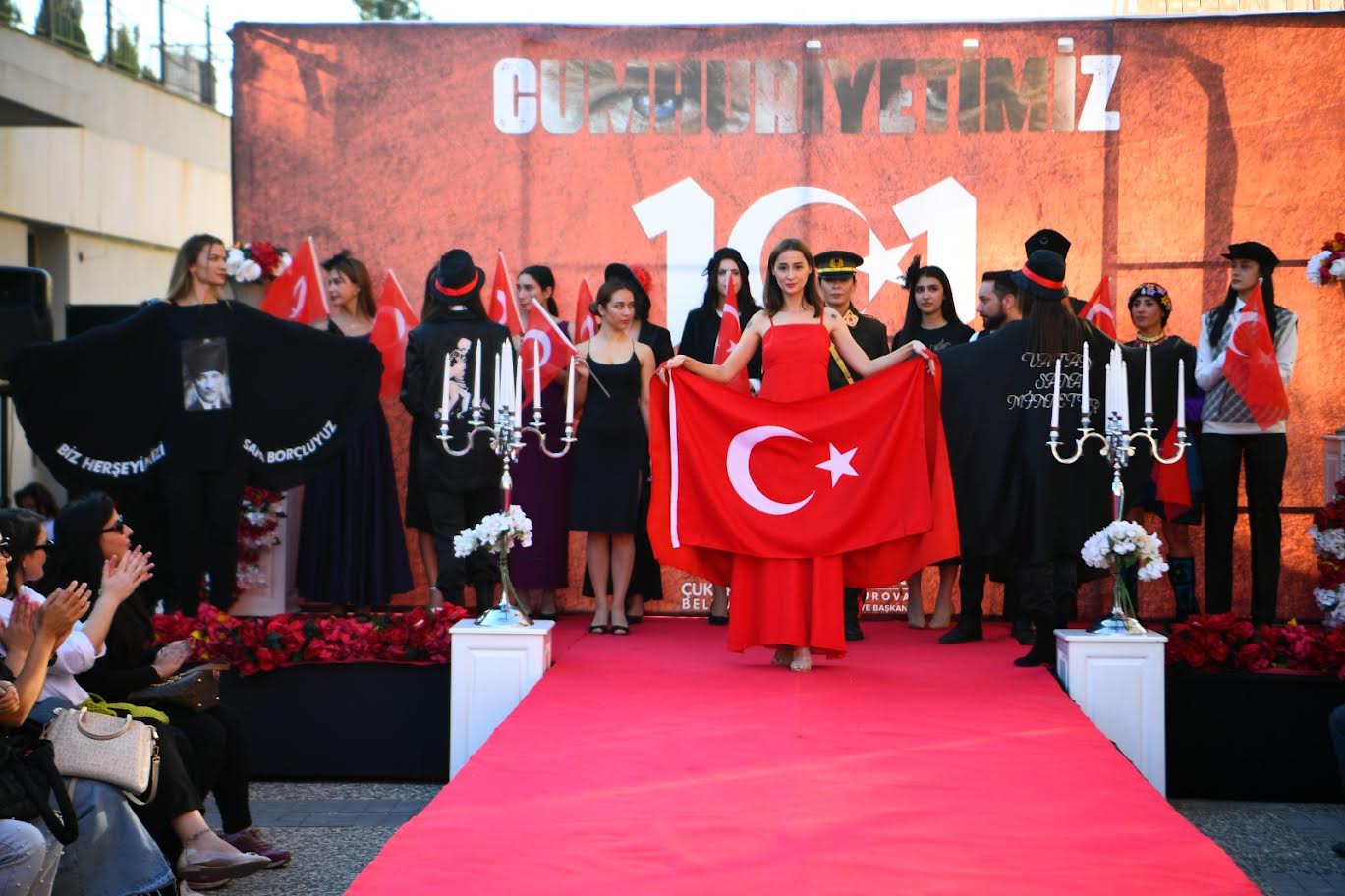 Cumhuriyet Defilesi Beğeni Topladı