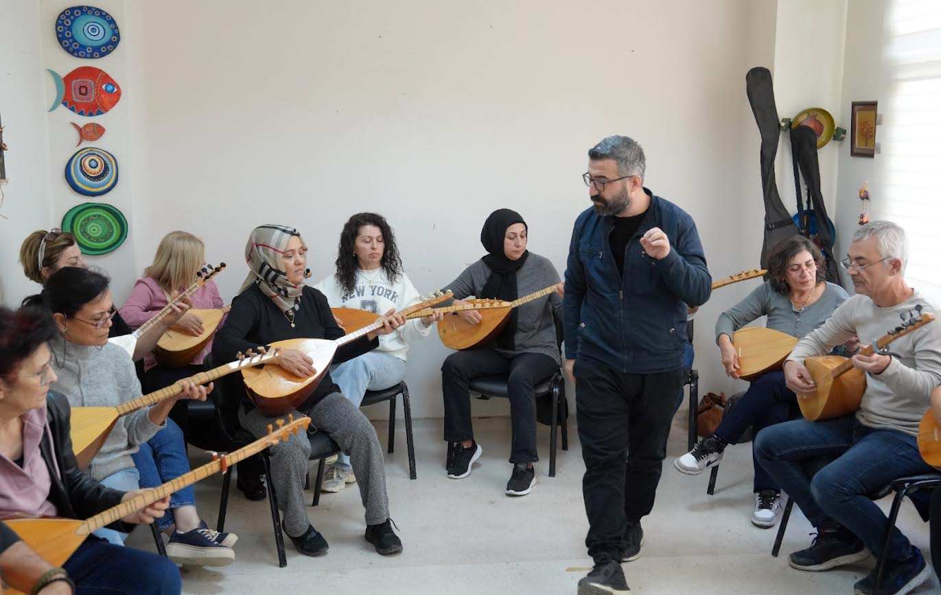 Çukurova'da Ücretsiz Saz Kursuna Yoğun İlgi